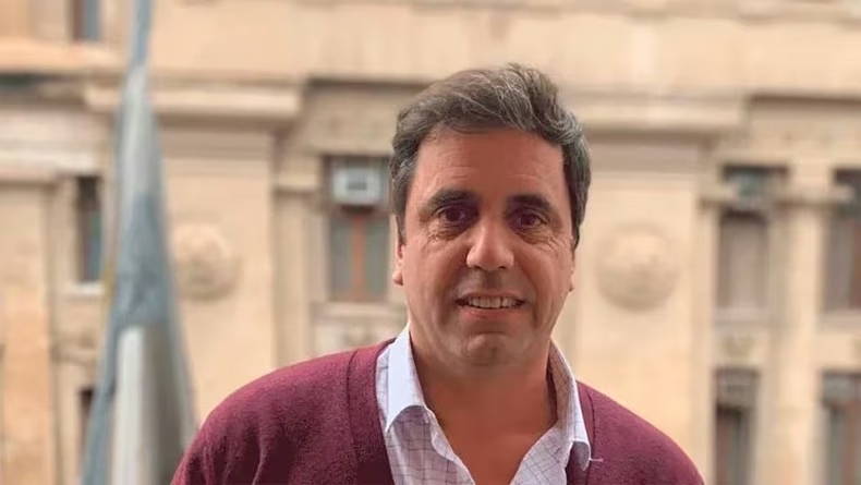 Catalán culpa al peronismo por la industria tucumana, pero la industria está peor con Milei