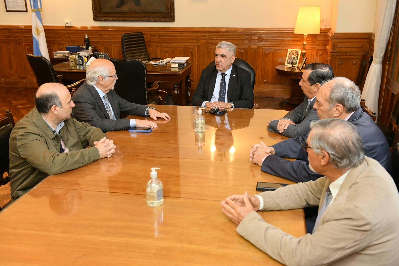 El gobierno tucumano y empresarios avanzan en una agenda para impulsar inversiones, consumo y empleo