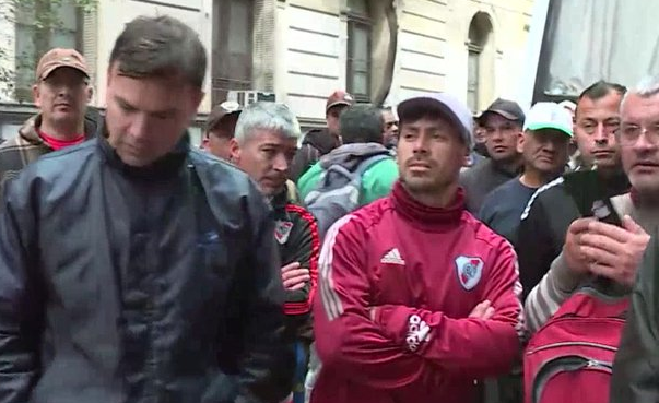 Crisis en una empresa del Grupo Granja Tres Arroyos: despidos y hasta cuatro meses de salarios adeudados