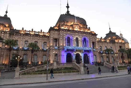 Tucumán resaltó por su equilibrio fiscal