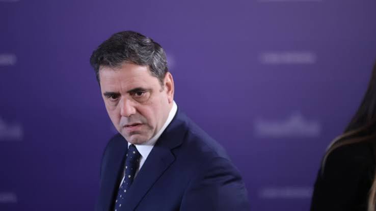 OTRA DENUNCIA SACUDE A CATALÁN: LO ACUSAN DE AMENAZAS EN PLENA INTERNA DE LLA