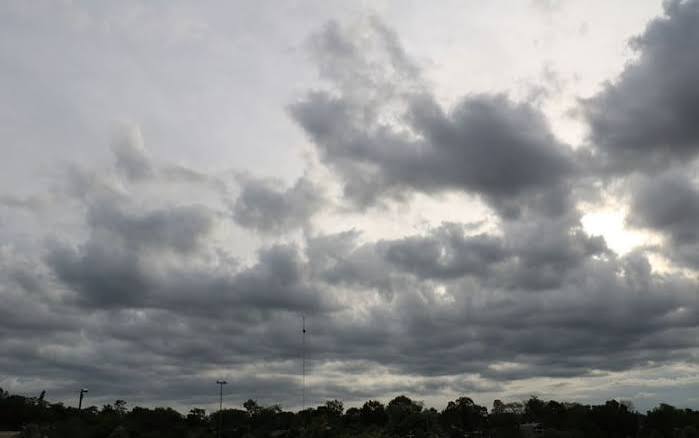 MIÉRCOLES GRIS EN TUCUMÁN: EL SOL APARECE POCO Y LA MÁXIMA NO PASA DE 23°